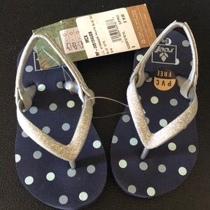 NWT Reef Flip Flops